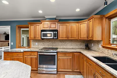 13412 Tudor Road, Hopkins, MN 55305 - Photo 15