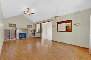 31770 Lakeview Dr, Lake City, MN 55041 - Photo 11