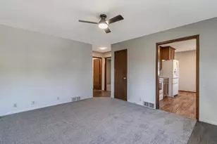 532 McKinley Ave, North Mankato, MN 56003 - Photo 3