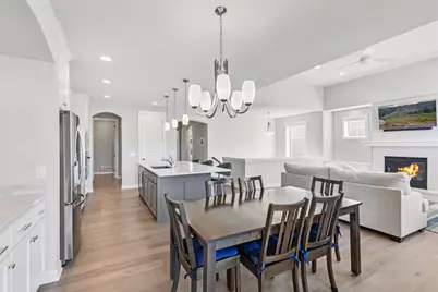 6561 Timber Arch Drive, Chaska, MN 55318 - Photo 7