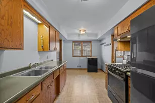 5116 Vincent Ave N, Minneapolis, MN 55430 - Photo 9
