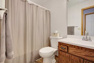 1827 County Rd. E E #18, White Bear Lake, MN 55110 - Photo 11