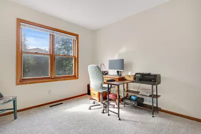 1827 County Rd. E E #18, White Bear Lake, MN 55110 - Photo 17