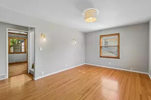 1041 36th Ave NE, Minneapolis, MN 55418 - Photo 7