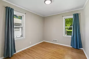 1041 36th Ave NE, Minneapolis, MN 55418 - Photo 13