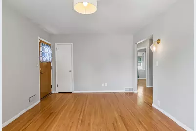 1041 36th Avenue NE, Minneapolis, MN 55418 - Photo 3