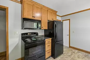 1041 36th Ave NE, Minneapolis, MN 55418 - Photo 11