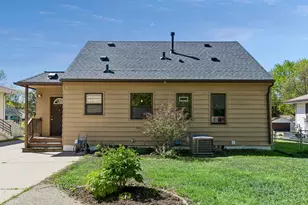1041 36th Ave NE, Minneapolis, MN 55418 - Photo 33