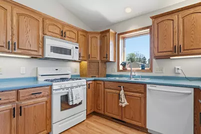 465 8th Street SW, Plainview, MN 55964 - Photo 13