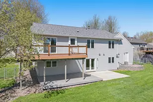 465 8th St SW, Plainview, MN 55964 - Photo 3