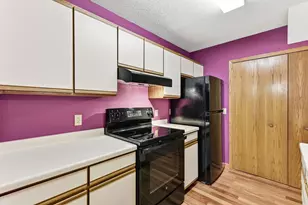 2565 Lockwood Dr, Mendota Heights, MN 55120 - Photo 17