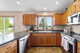 2505 30th St NW, Faribault, MN 55021 - Photo 23