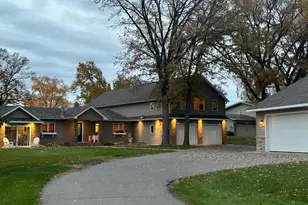 758 S Shore Dr, Detroit Lakes, MN 56501 - Photo 1