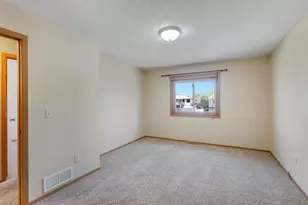 5233 Unity Ct, Crystal, MN 55429 - Photo 7