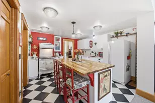 610 9th St S, Moorhead, MN 56560 - Photo 9