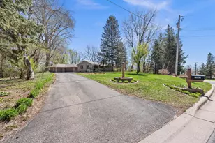 2998 Burnside Ave, Eagan, MN 55121 - Photo 7