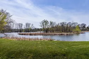 5621 Interlachen Cir, Edina, MN 55436 - Photo 7