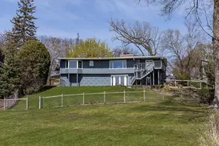 5621 Interlachen Cir, Edina, MN 55436 - Photo 9