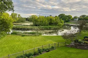 5621 Interlachen Cir, Edina, MN 55436 - Photo 3