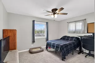 1561 11th Ave NE, Rochester, MN 55906 - Photo 15
