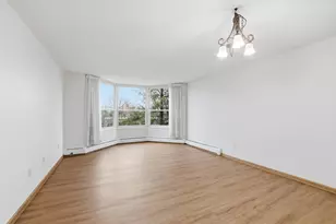 1425 W 28th Street W, Minneapolis, MN 55408 - Photo 3