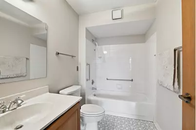 1425 W 28th Street W #218, Minneapolis, MN 55408 - Photo 11