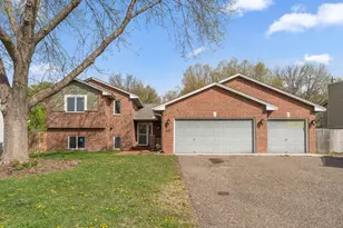 8568 Chanhassen Hills Dr S, Chanhassen, MN 55317 - Photo 1