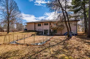 607 Maple Ridge Ct NW, Bemidji, MN 56601 - Photo 3