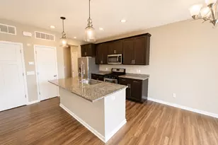 4364 Corn Silk Ln, Woodbury, MN 55129 - Photo 3