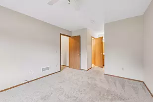 7325 Bren Ln, Eden Prairie, MN 55346 - Photo 17