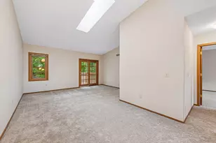 7325 Bren Ln, Eden Prairie, MN 55346 - Photo 11