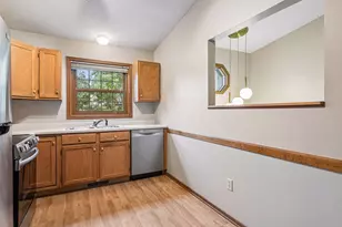 7325 Bren Ln, Eden Prairie, MN 55346 - Photo 7
