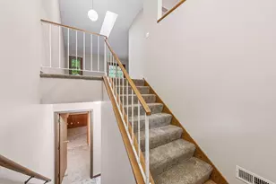 7325 Bren Ln, Eden Prairie, MN 55346 - Photo 5