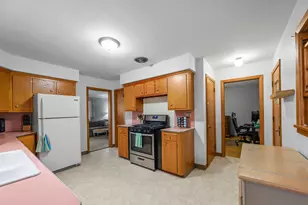 305 Main St E, New Prague, MN 56071 - Photo 23