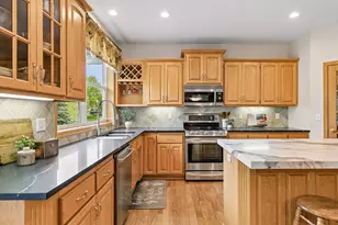 8167 Enclave Rd, Woodbury, MN 55125 - Photo 21