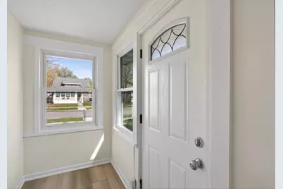1627 Thomas Avenue N, Minneapolis, MN 55411 - Photo 9