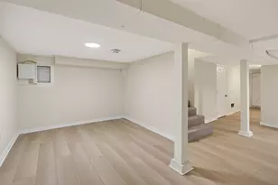 1627 Thomas Ave N, Minneapolis, MN 55411 - Photo 21