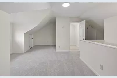 1627 Thomas Avenue N, Minneapolis, MN 55411 - Photo 17