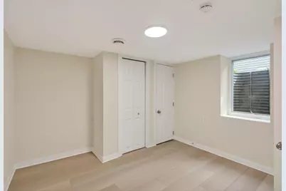 1627 Thomas Avenue N, Minneapolis, MN 55411 - Photo 23