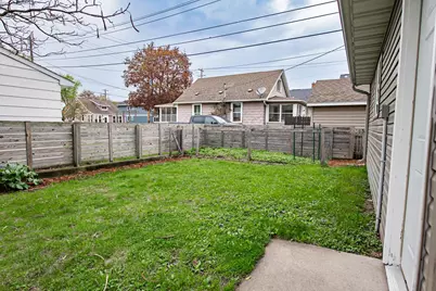 1172 W 4th Street, Winona, MN 55987 - Photo 5