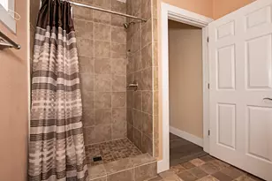 1172 W 4th St, Winona, MN 55987 - Photo 23