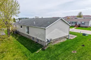 505 Peony St SE, Rochester, MN 55904 - Photo 37