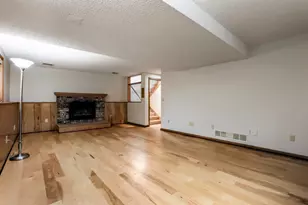 9308 Russell Ave S, Bloomington, MN 55431 - Photo 21