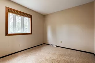 9308 Russell Ave S, Bloomington, MN 55431 - Photo 17