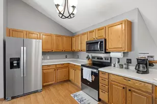 1204 Timber Way, Stillwater, MN 55082 - Photo 3