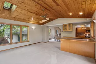1373 Pike Lake Dr, New Brighton, MN 55112 - Photo 11