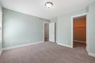 10601 Watersedge Ln, Woodbury, MN 55129 - Photo 49