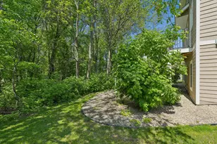 10601 Watersedge Ln, Woodbury, MN 55129 - Photo 41
