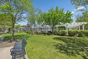 10601 Watersedge Ln, Woodbury, MN 55129 - Photo 47