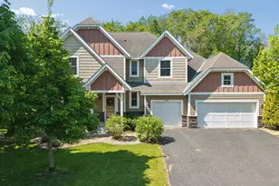 10601 Watersedge Ln, Woodbury, MN 55129 - Photo 33